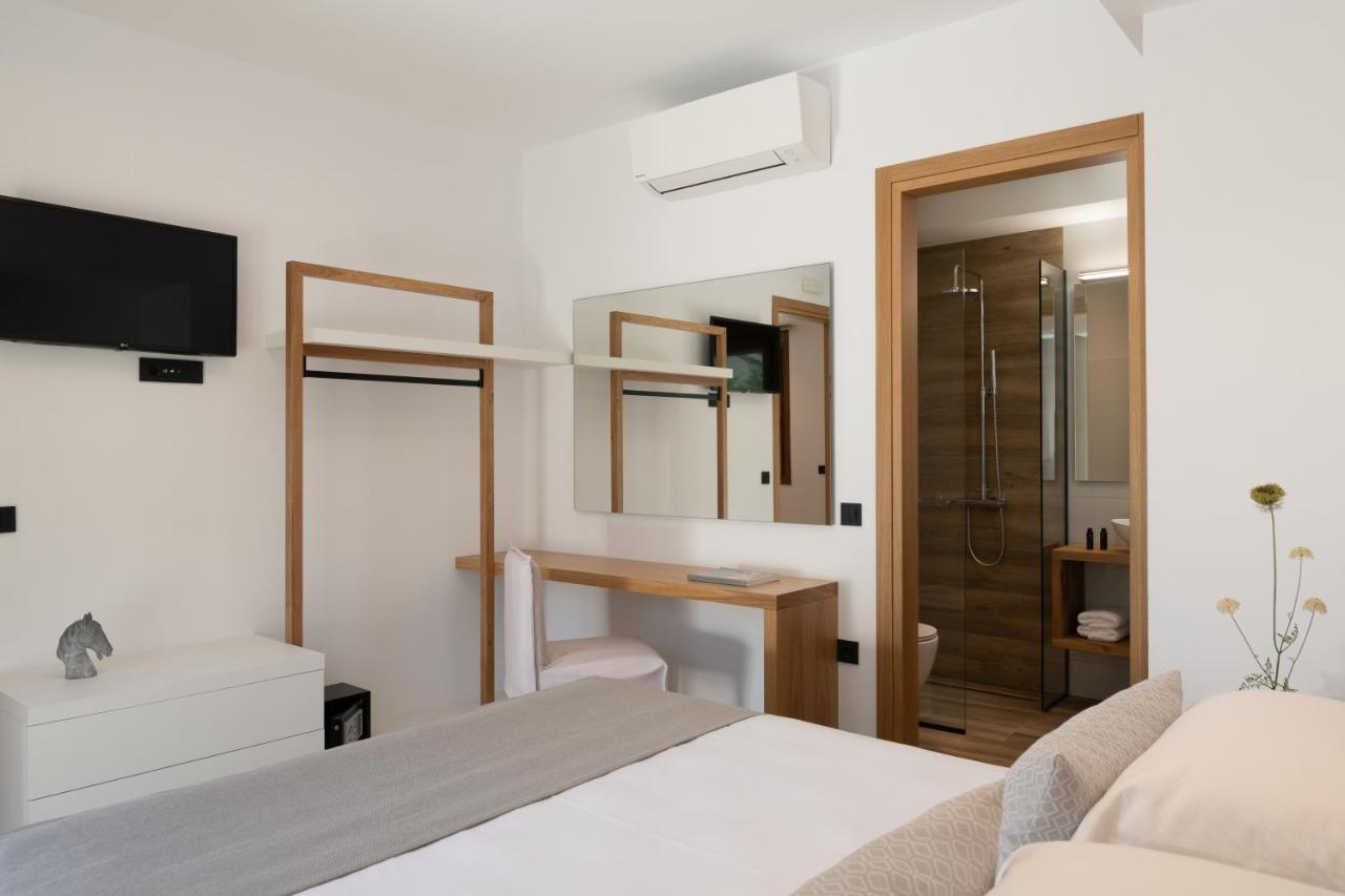 De Light Boutique Villas I II & III - Close To Rethymno, By Thinkvilla Atsipopoulo Exteriör bild