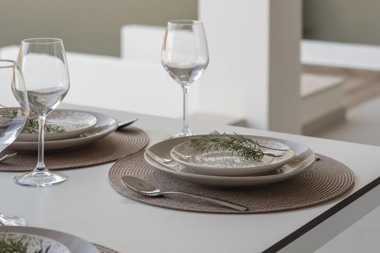 De Light Boutique Villas I II & III - Close To Rethymno, By Thinkvilla Atsipopoulo Exteriör bild
